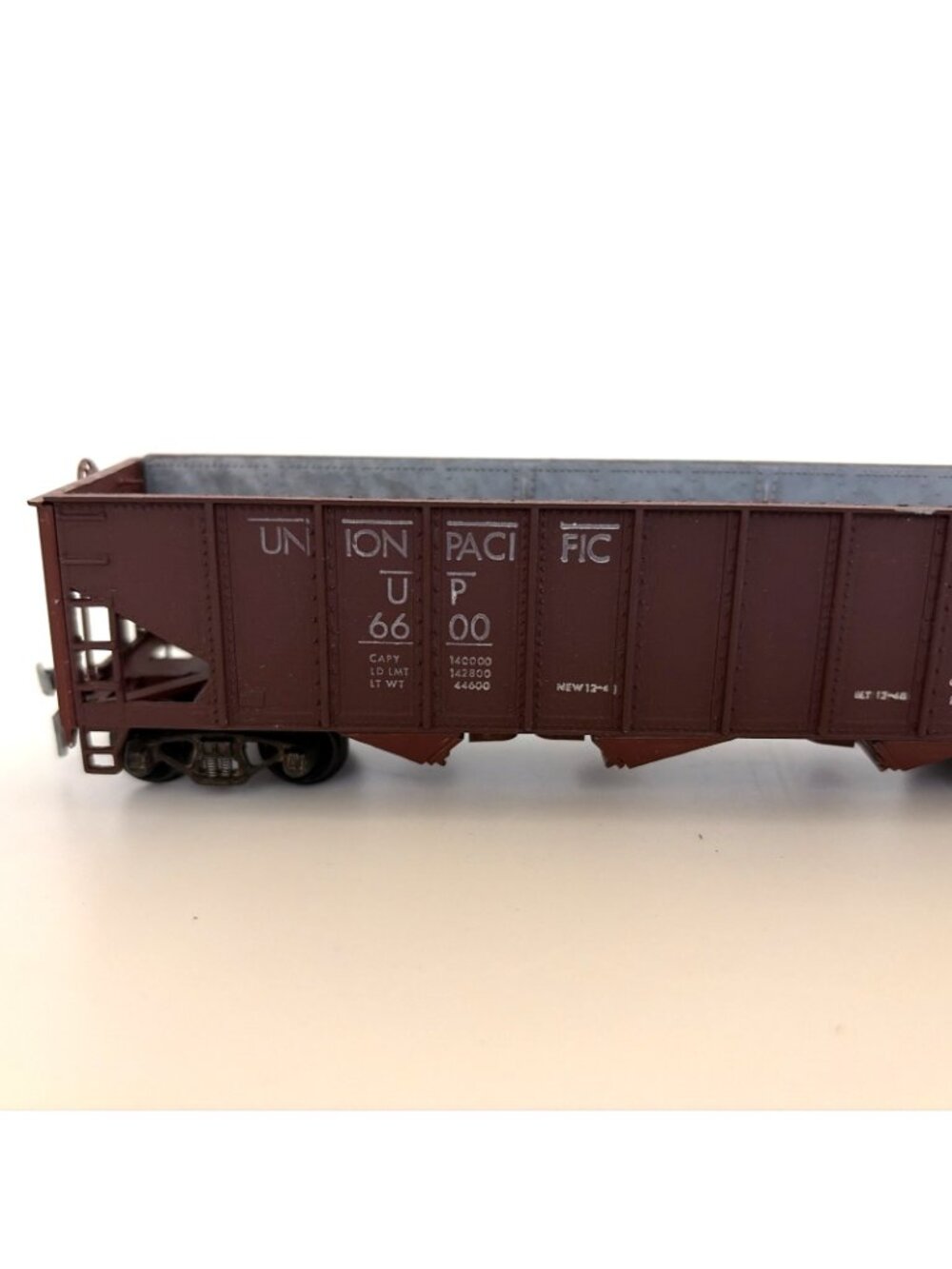 Lot 2 MDC Roundhouse HO 40' Hopper 40' AAR Boxcar Diecast Metal Assembled Kits - Picture 7 of 16